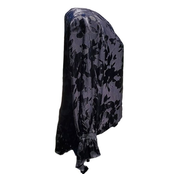 WHBM Silk Blend Floral Burnout Blouse - NWT - Picture 3 of 15